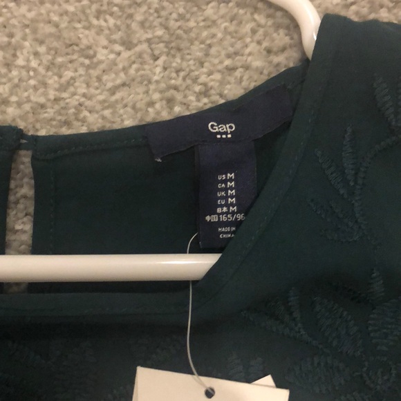 GAP vest top - Picture 4 of 4